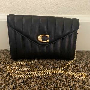 100% Authentic Tammie Clutch Crossbody With Puffy Linear Quilting